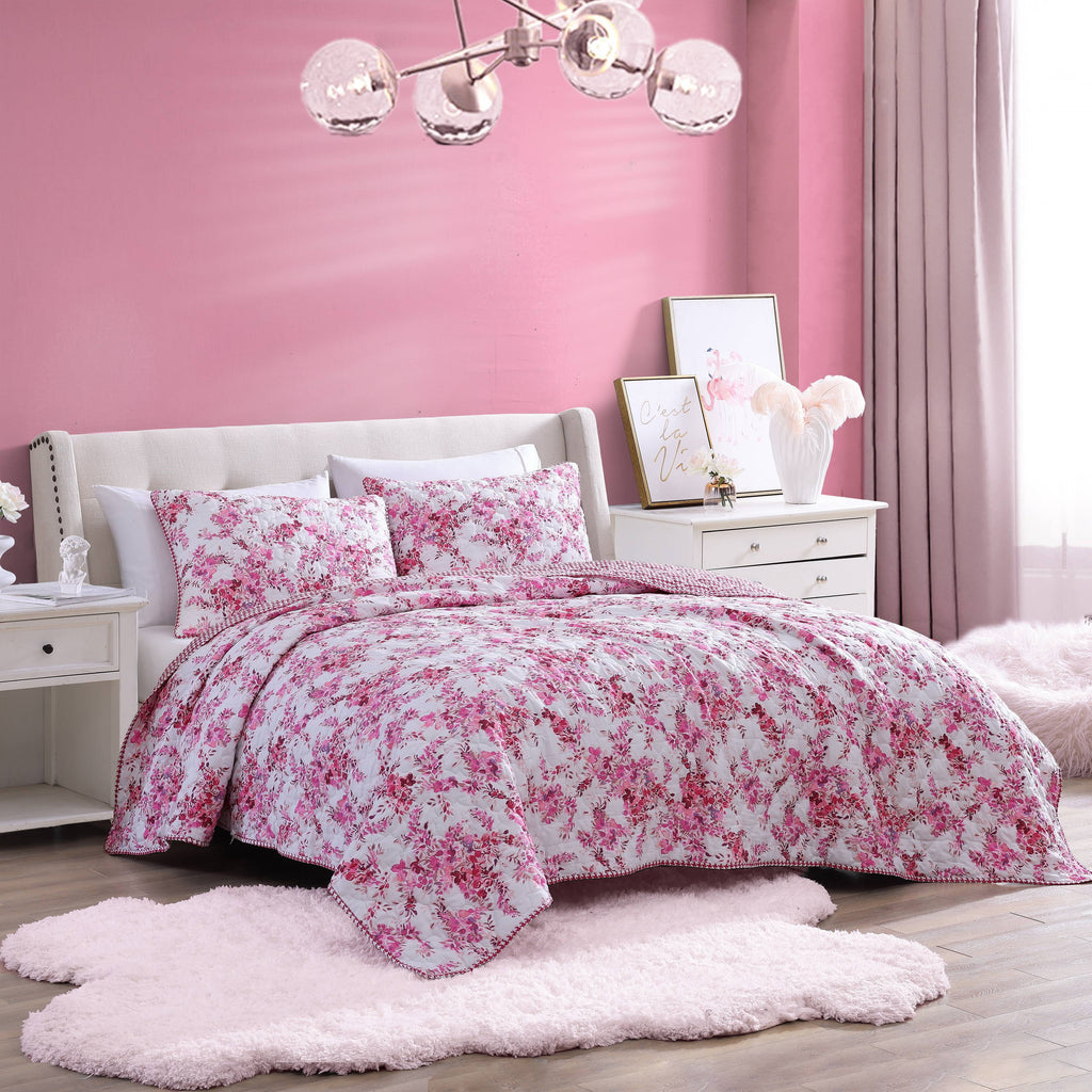 Vinmora™ Betsey Johnson Floral Vineyard Pink Reversible Full/Queen Quilt - Premium Comforter Set by Vinmora™