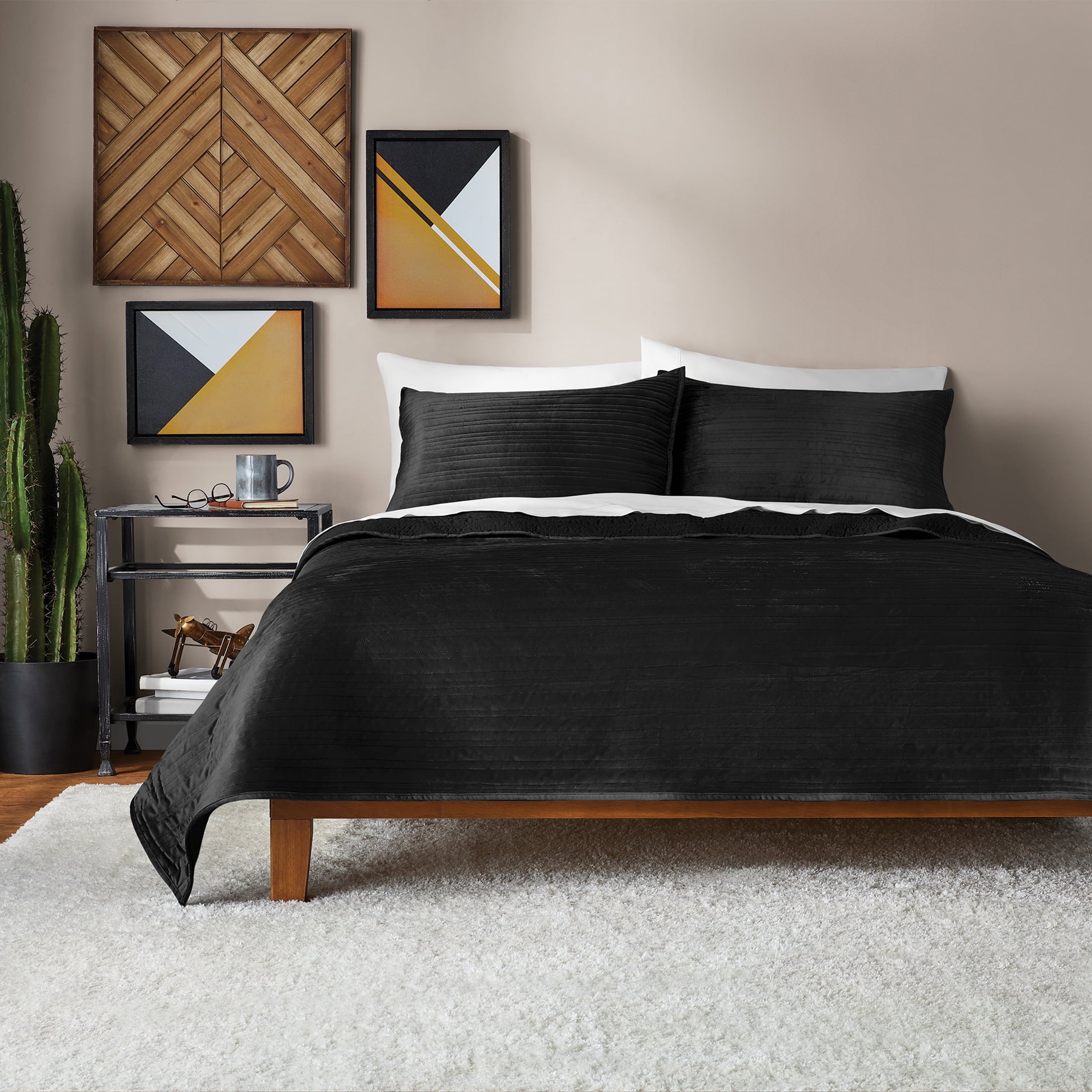 Vinmora™ Soft Velvet Quilt, Full/Queen, Rich Black, Soft & - Premium Comforter Set by Vinmora™