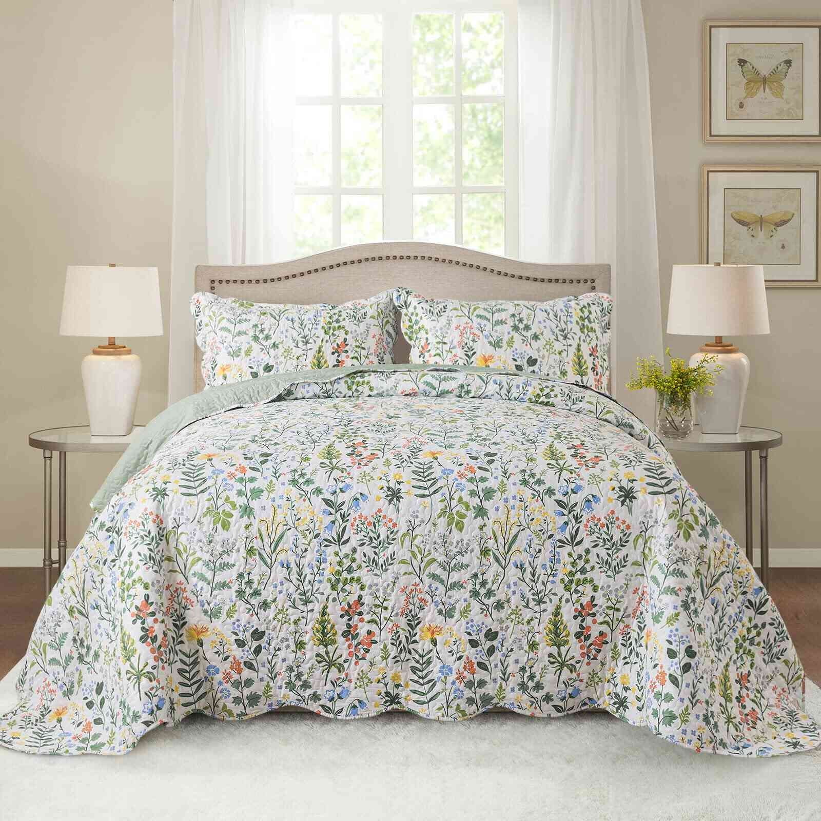 Vinmora™ WannaToo Quilt Collection Microfiber Floral Bedding Set Green - Premium Comforter Set by Vinmora™