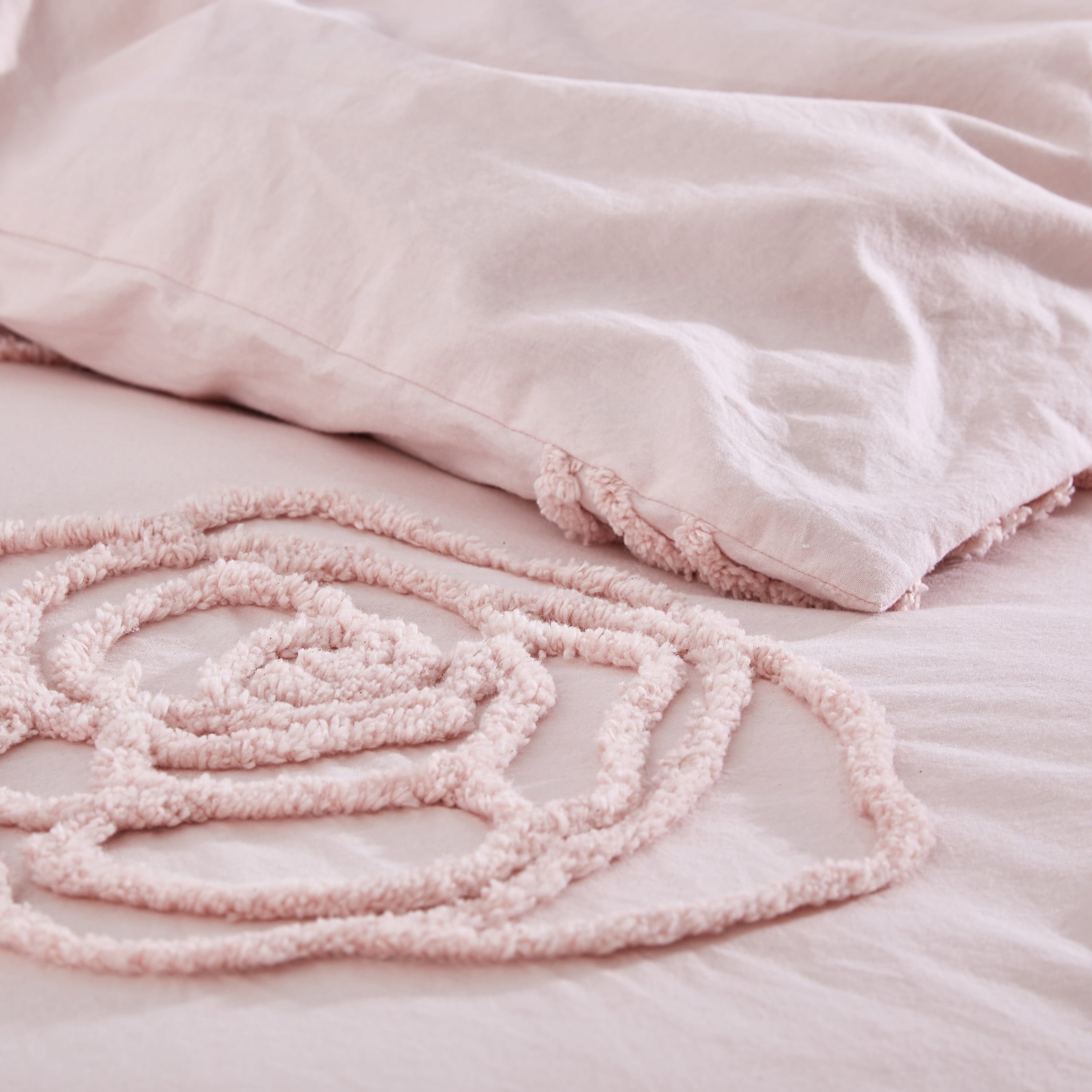 Vinmora™ Betsey Johnson Rambling Rose Pink Twin Duvet Cover - Premium Comforter Set by Vinmora™