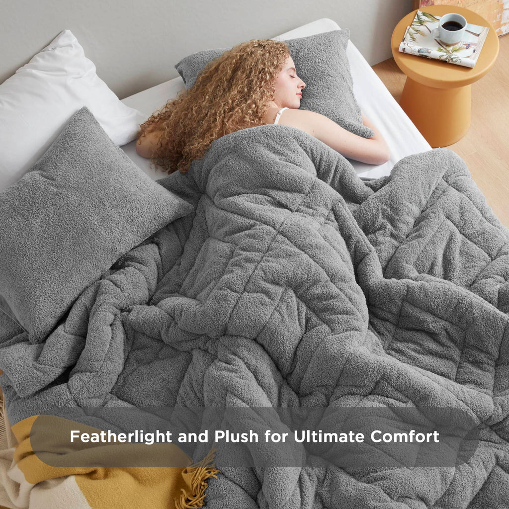 Vinmora™ Regency Heights Twin/Twin XL Quilted Plush Comforter Set - Premium Comforter Set by Vinmora™