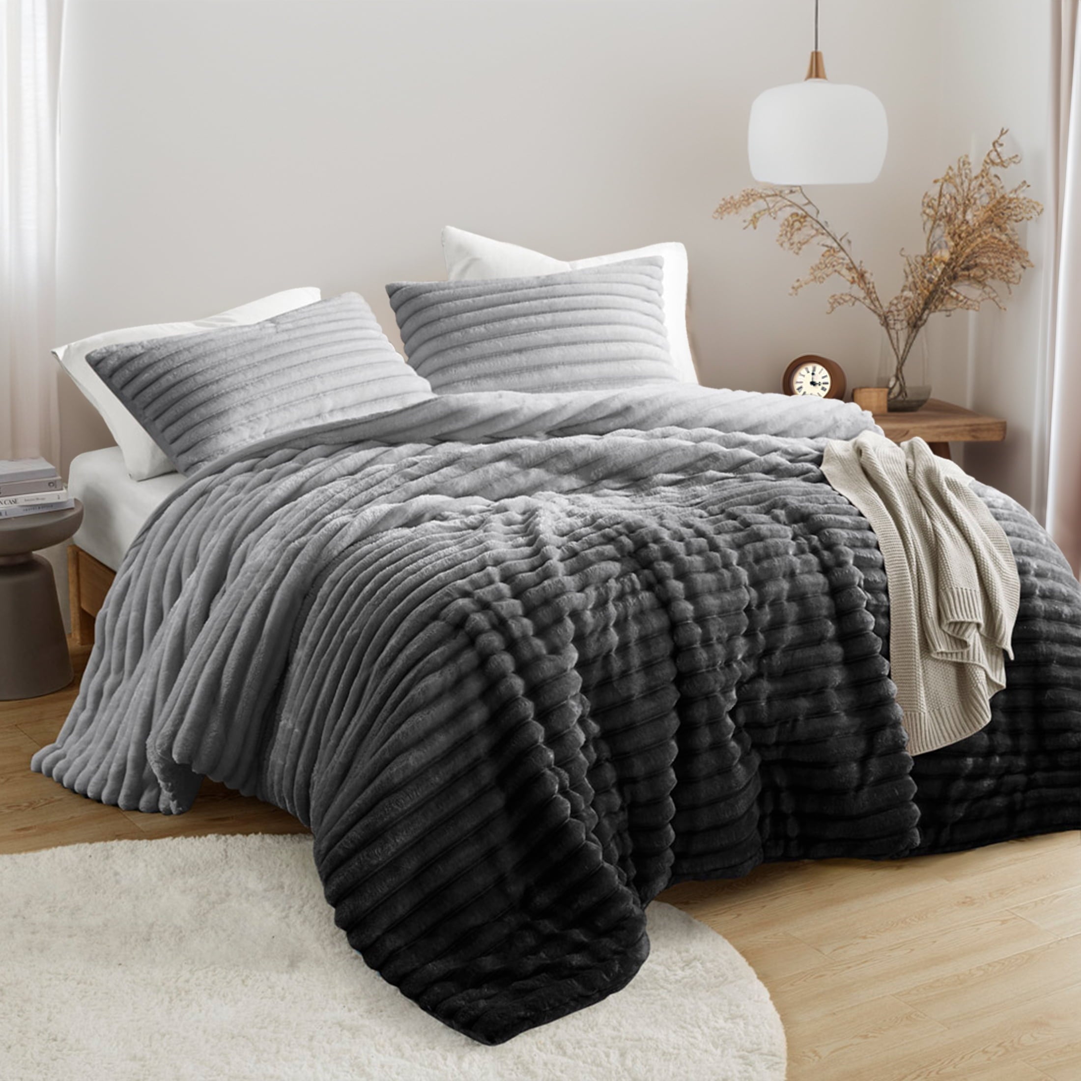 Vinmora™ Regency Heights King/Cal King Fluffy Ribbed Plush Comforter - Premium Comforter Set by Vinmora™