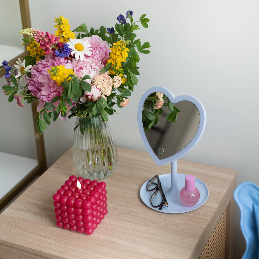 Vinmora™ 11.26" Tall Light Blue Plastic Frame Tabletop Heart - Premium Bedding & Home by Vinmora™
