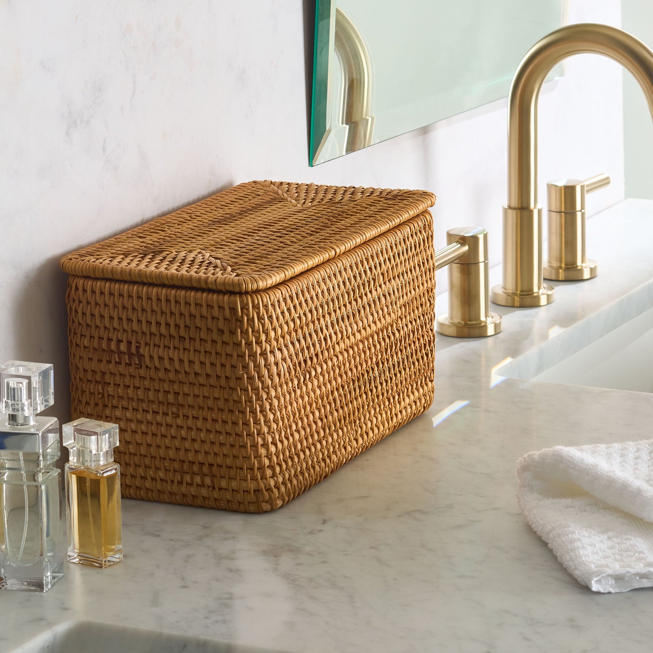 Vinmora™ Brown Rattan Organizer Basket with Lid - Premium Bedding & Home by Vinmora™